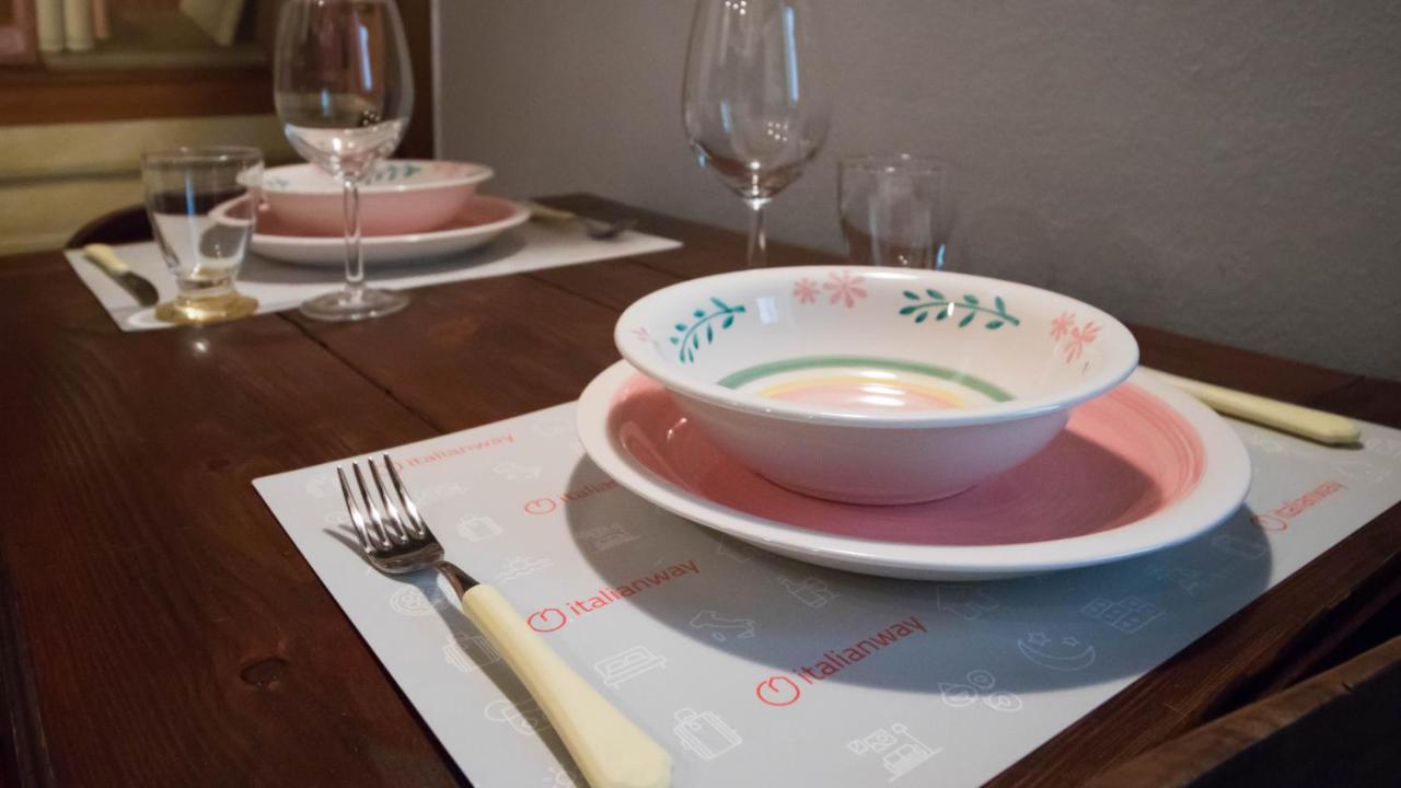 Italianway - San Calocero 29 Apartment Milan Bagian luar foto